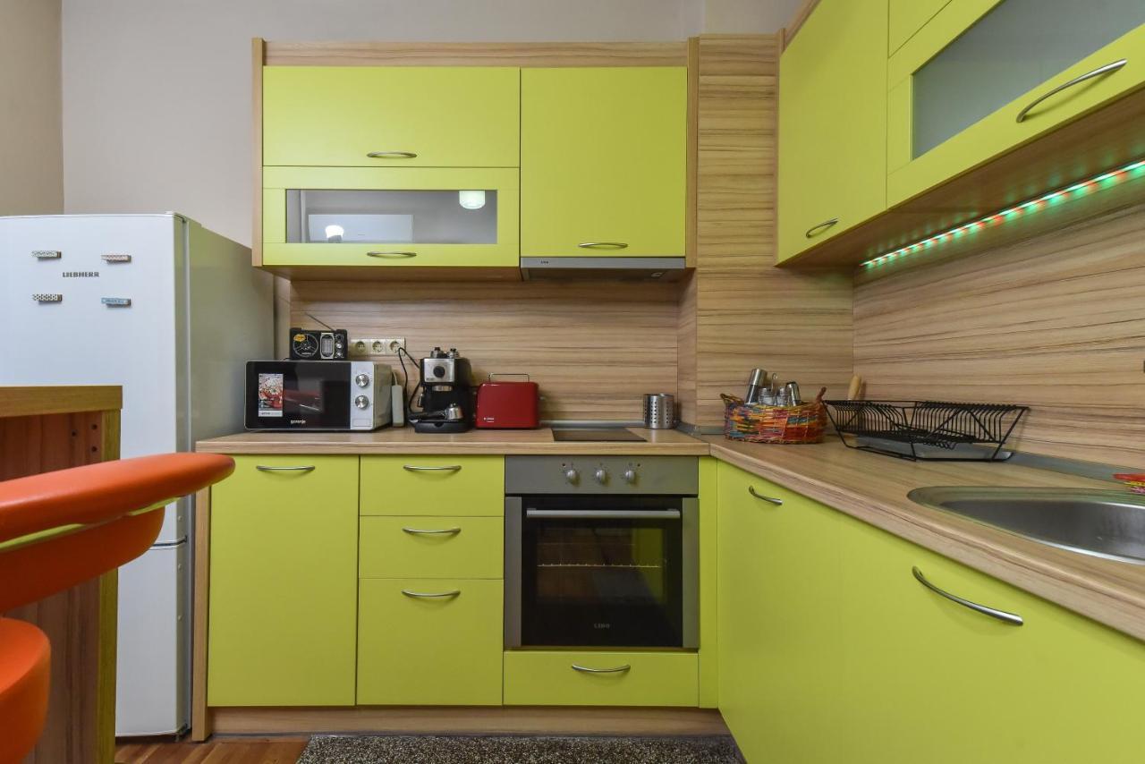 Vintage Spot - Colorful One-Bedroom Apartment By Flat Mаnager 소피아 외부 사진